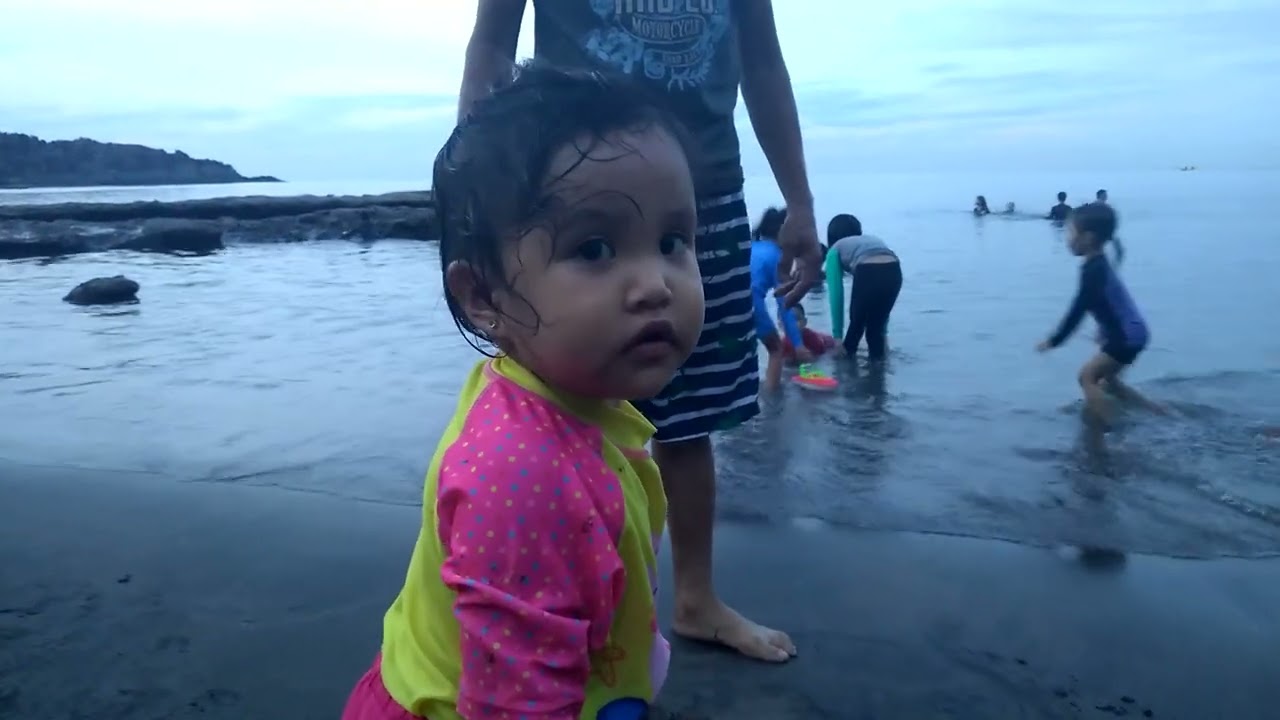 Bataan Sea..maaga naligo..