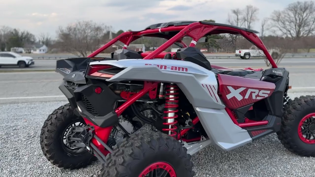 2025 Can-Am&reg; Maverick X3 X rs Turbo RR with Smart-Shox Fiery Red & Hyper Silver