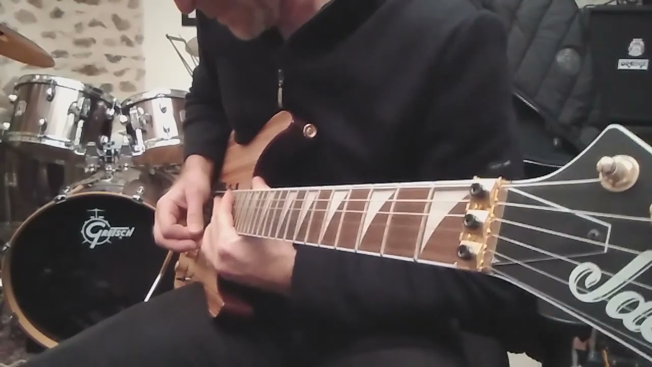 Poison - Life Goes On - CC DeVille Solo