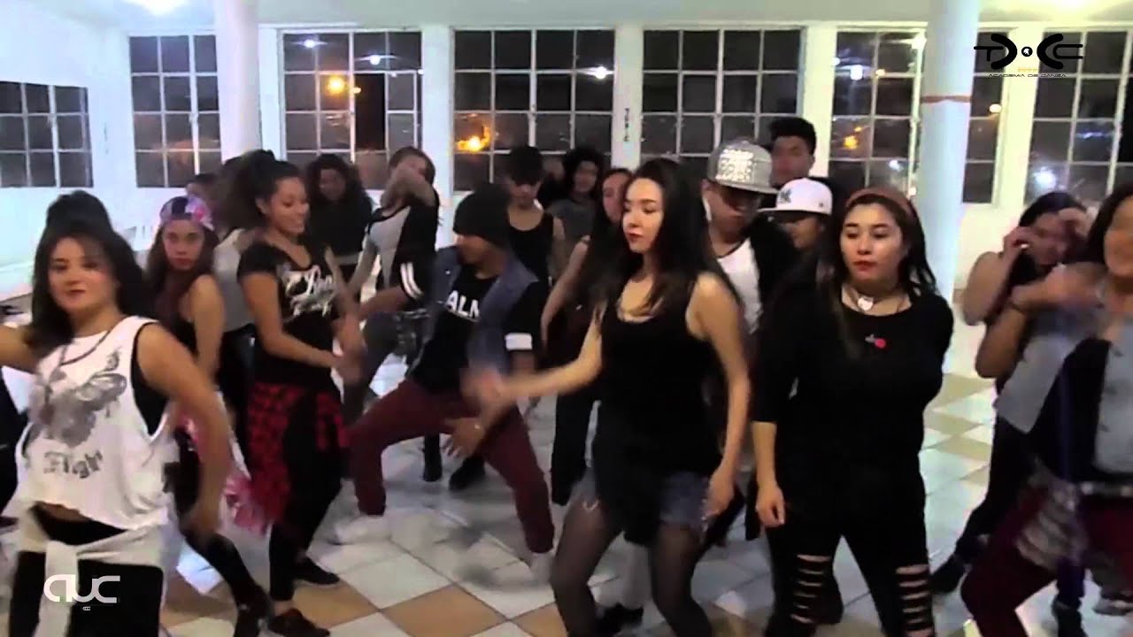 Toxic Crew Coreo Julio Lozada (Ella quiere mmm ha mmm)