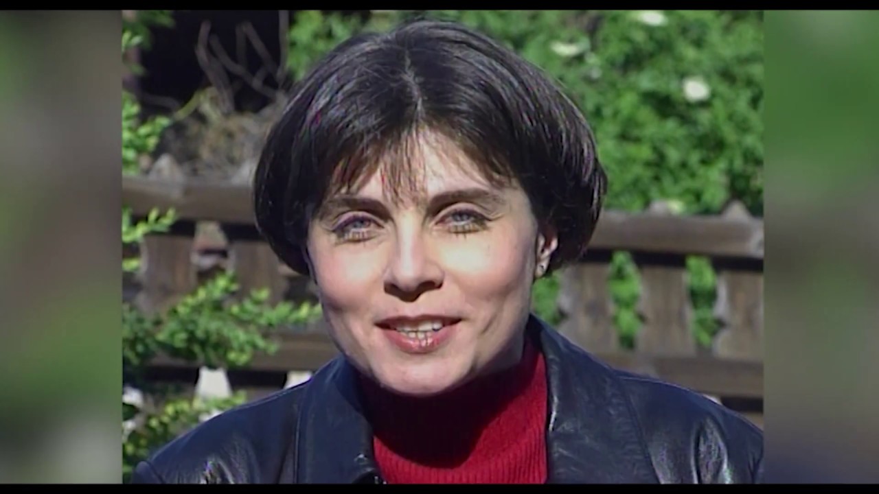 RALITSA VASSILEVA  'DOCTOR HONORIS CAUSA' OF  American University in Bulgaria 2001 / www.MapVIO.com