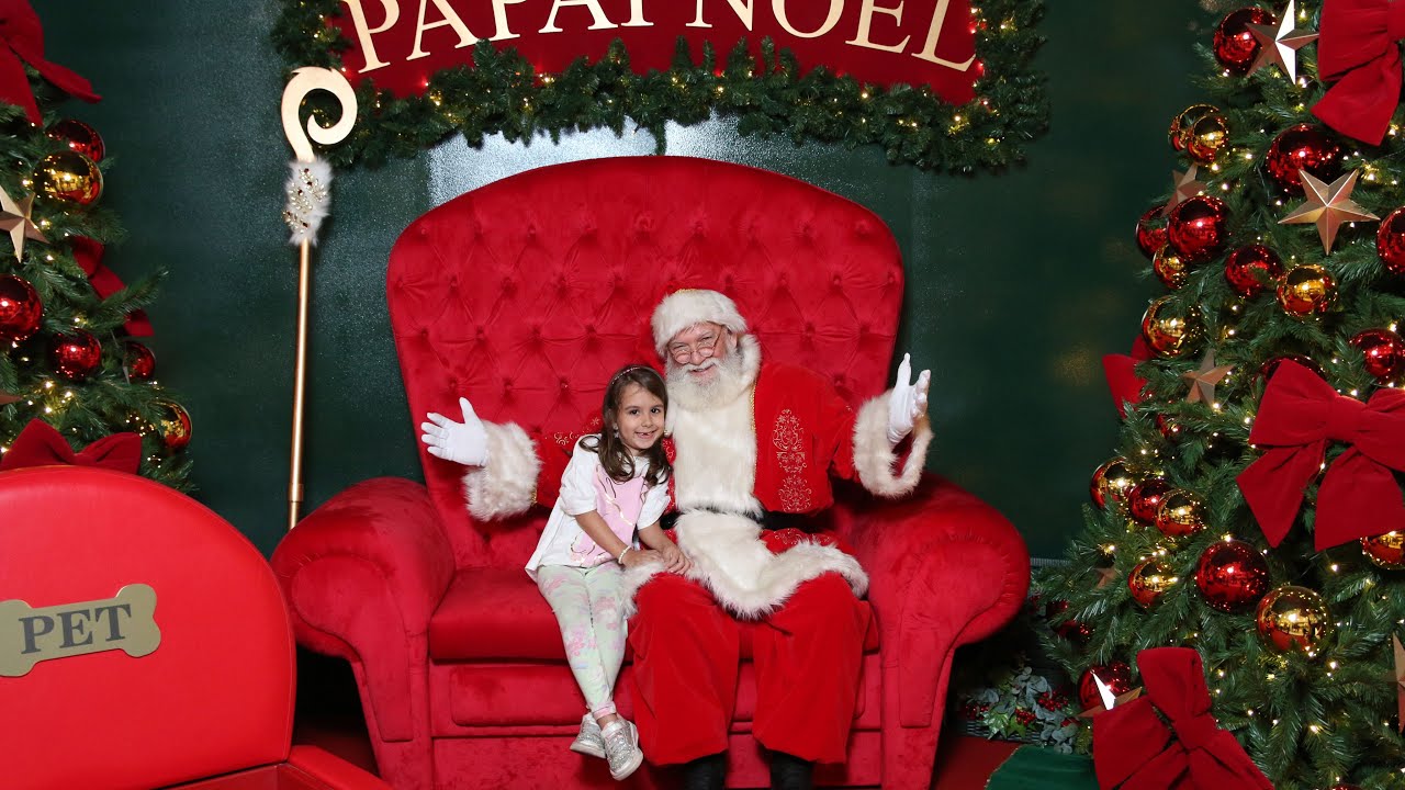 Inauguração de Natal no Barrashopping com direito ao Papai Noel e a árvore 🎅🏻🌲
