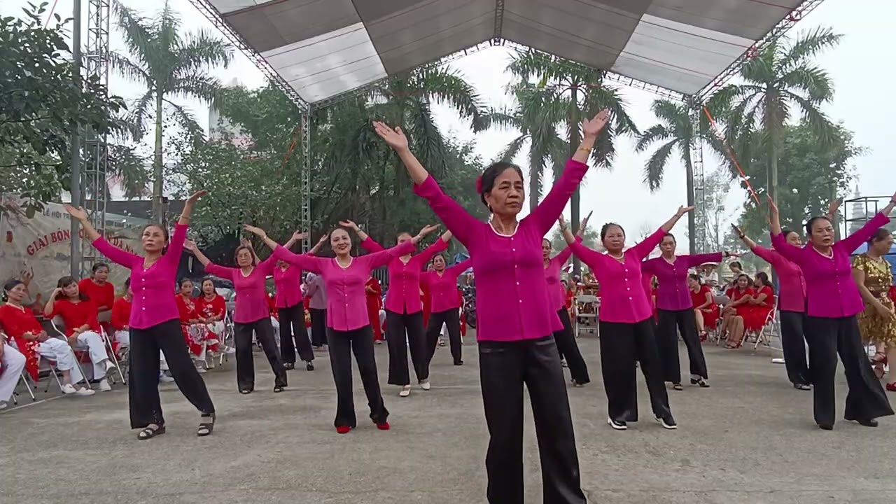 DS Bình An nhảy Bài Ca May Áo