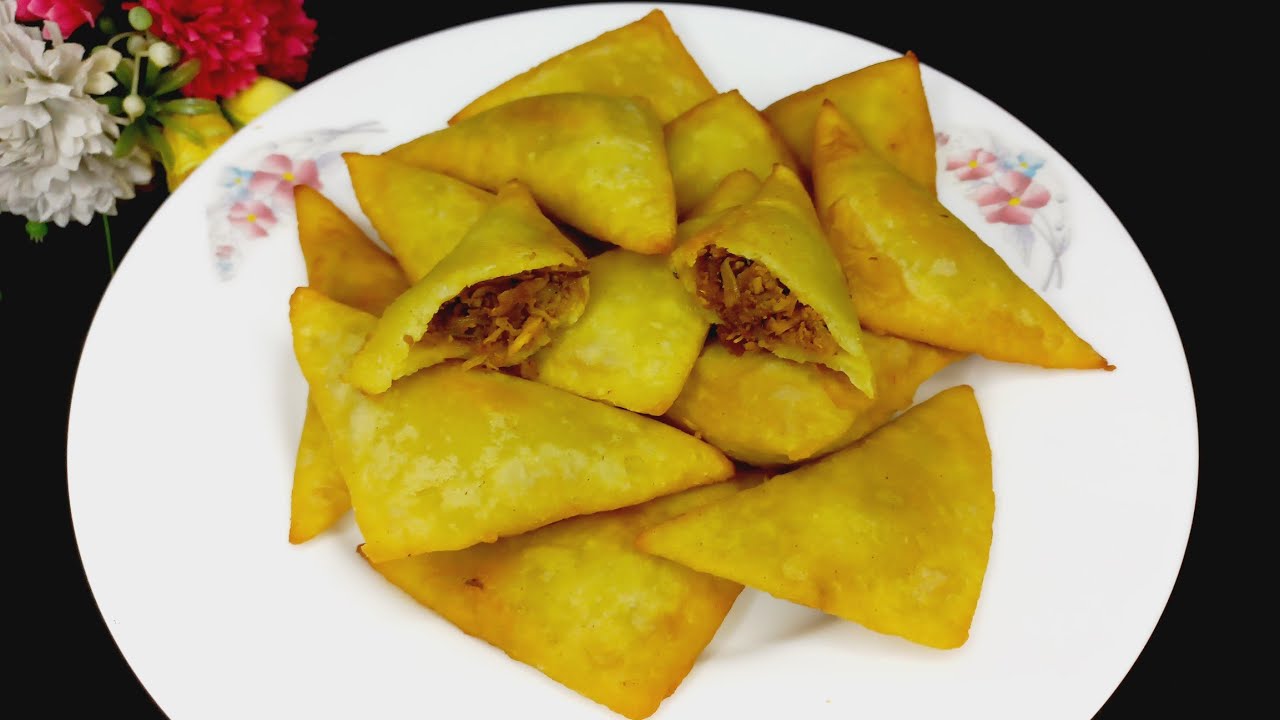 মোরগ সংসা পিঠা রেসিপি।এই পিঠা একবার খেলে সারা জীবন এর স্বাদ মনে থাকবে।মাংস/সমুচা পিঠা।Chicken Pitha