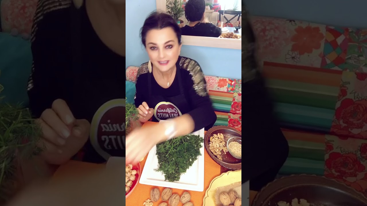 Cevizli peynirli yeni yıl ağacı sağlık ve pratik iyi seneler diliyorum