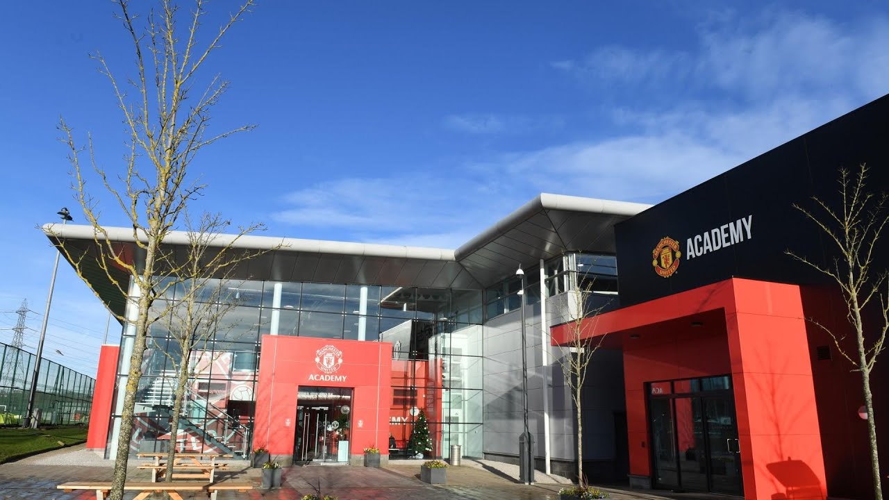 Man United take 16-year-old Irish starlet Ike Manjor on trial in bid to beat Premier League rivals t