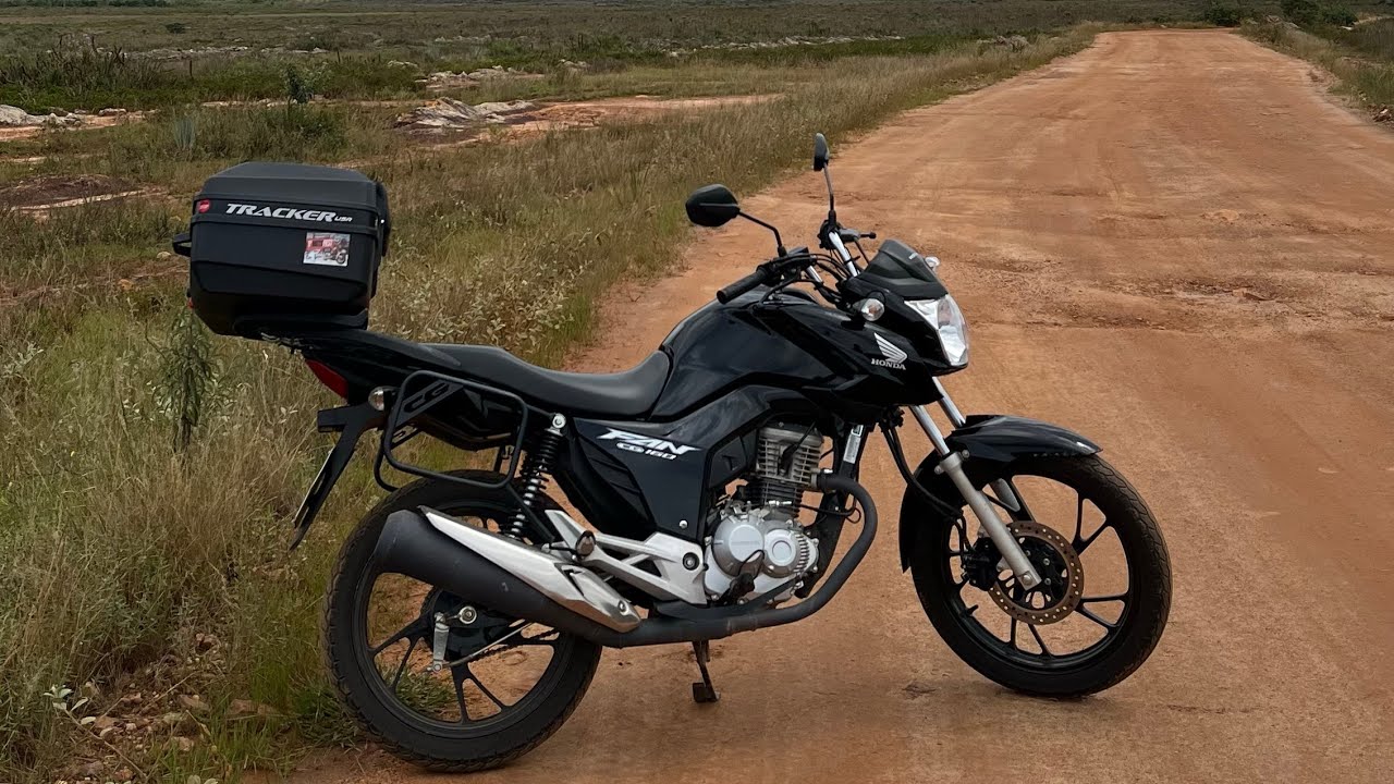 Trocando o óleo da fan 160 em casa ( 22.000 kms ) 