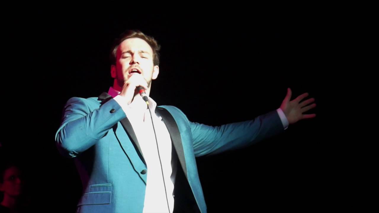 Richard Hadfield sings 'Heaven' Live