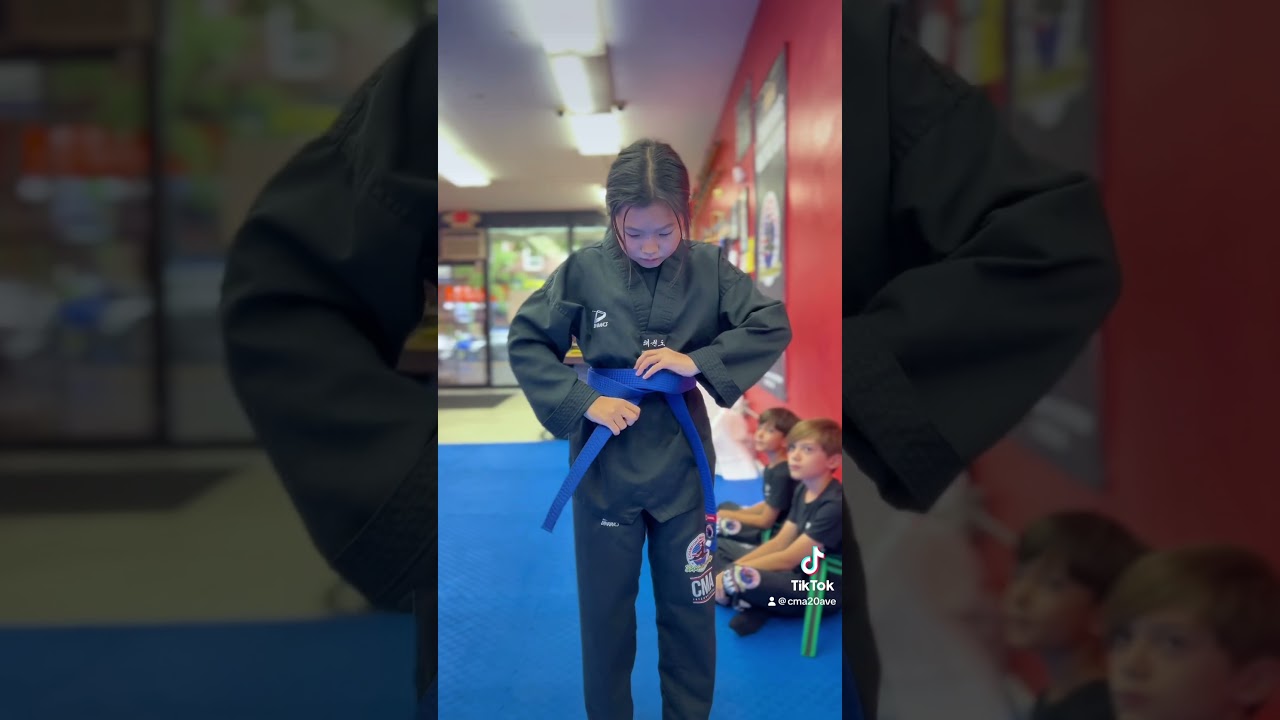 How to tie your taekwondo belt #martialart #bensonhurst #karate #brooklyn #martialarts