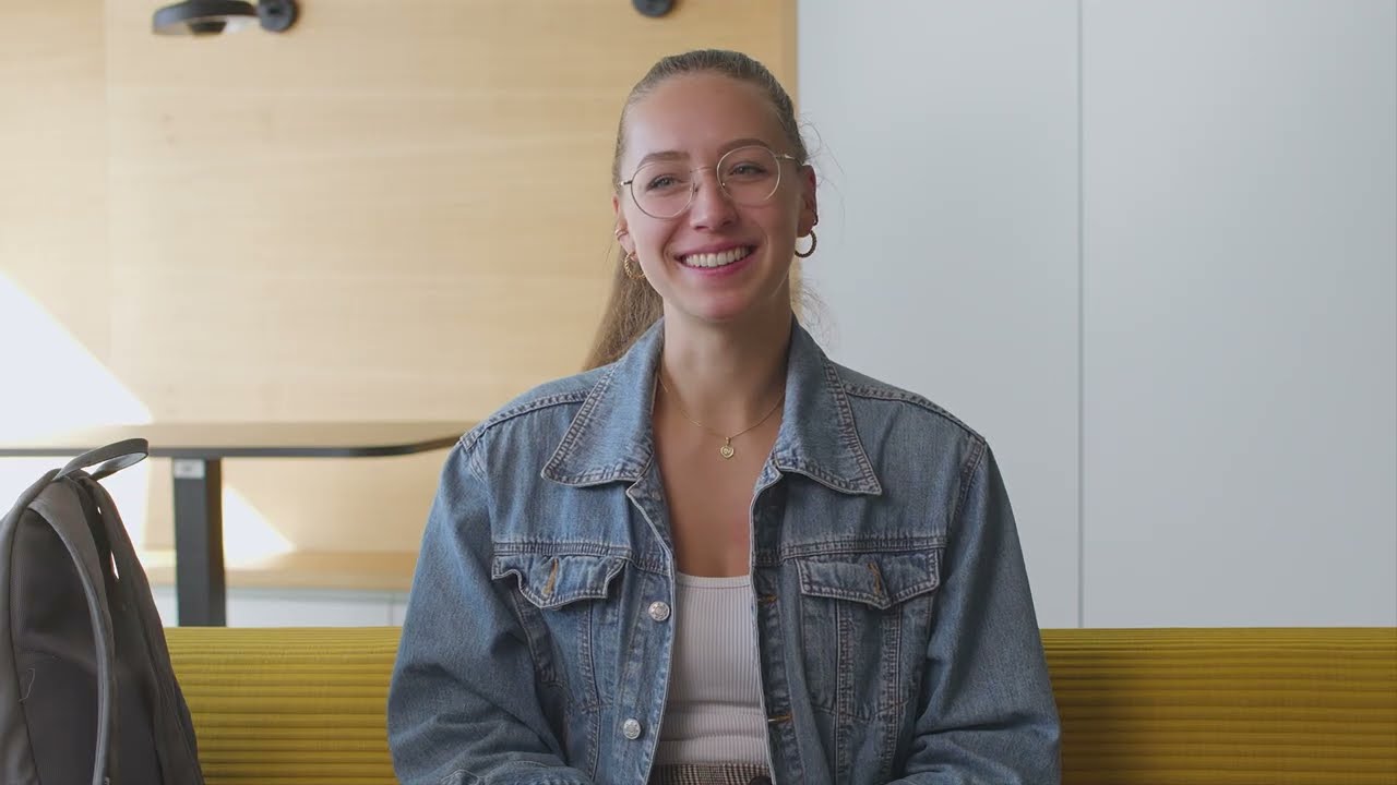 Mirjam - Student Ambassador 2023-2024 - Medienmanagement