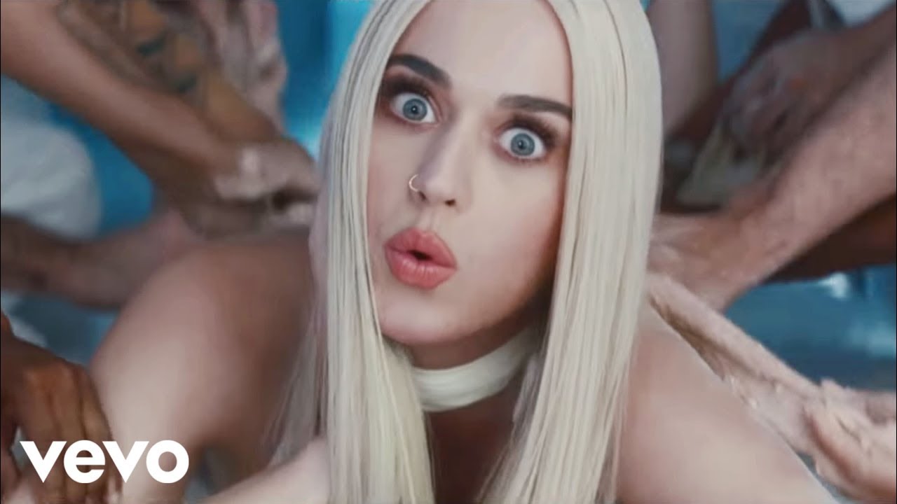 Katy Perry - Bon App&eacute;tit (Official) ft. Migos