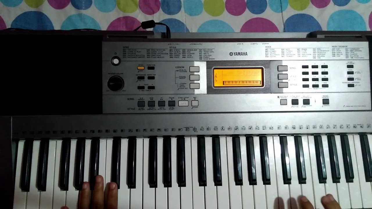 Como Tocar Una Miradita en teclado