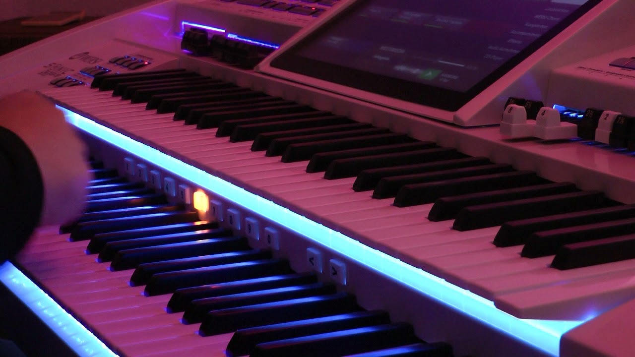 Edgar Weissenfels plays Wersi-Sonic, 