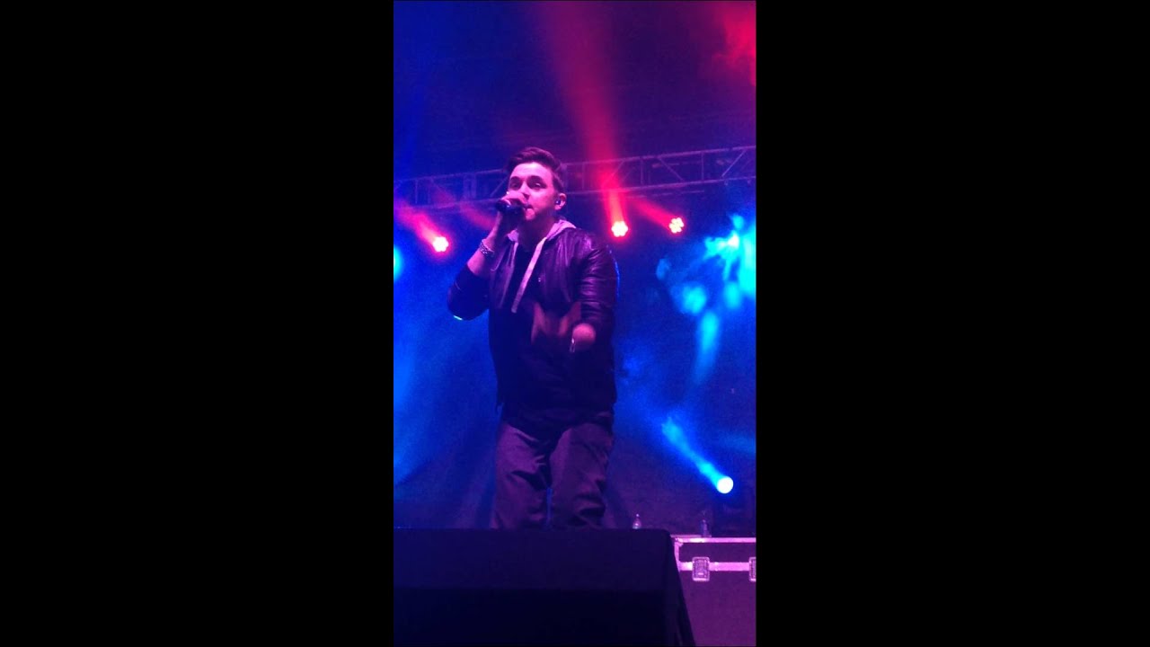 Jesse McCartney performing Checkmate Mason Day 2015 #jessemccartney #jmac #masonday #gmu