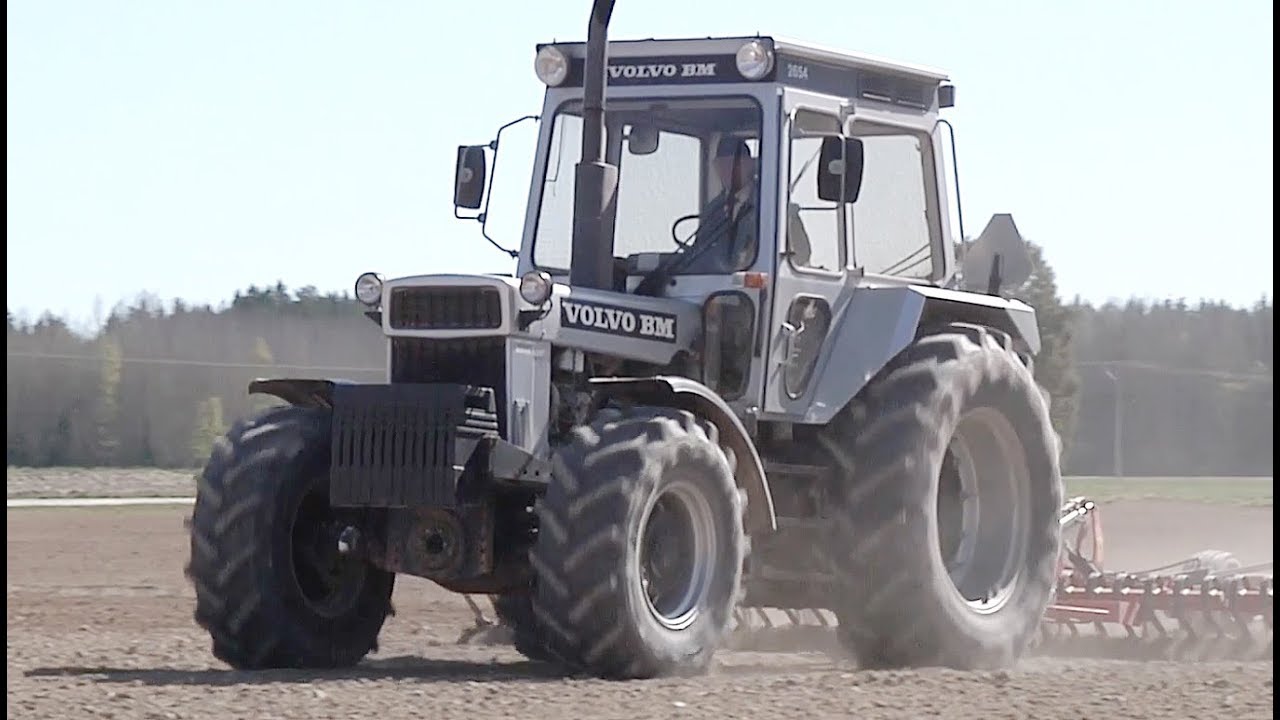 Volvo BM 2654 Silver Edition on the run!