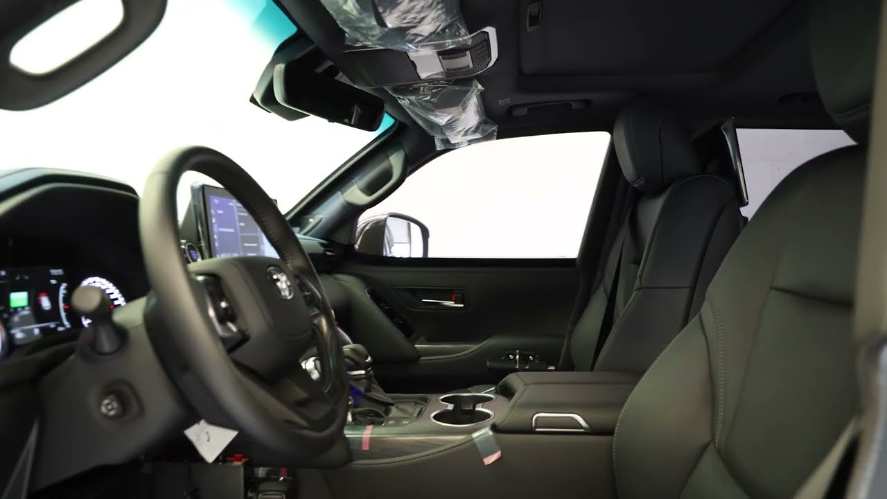 Experience the strength & luxury of the B6 Armored Land Cruiser 200 VXR by Harrow Security Vehicles.