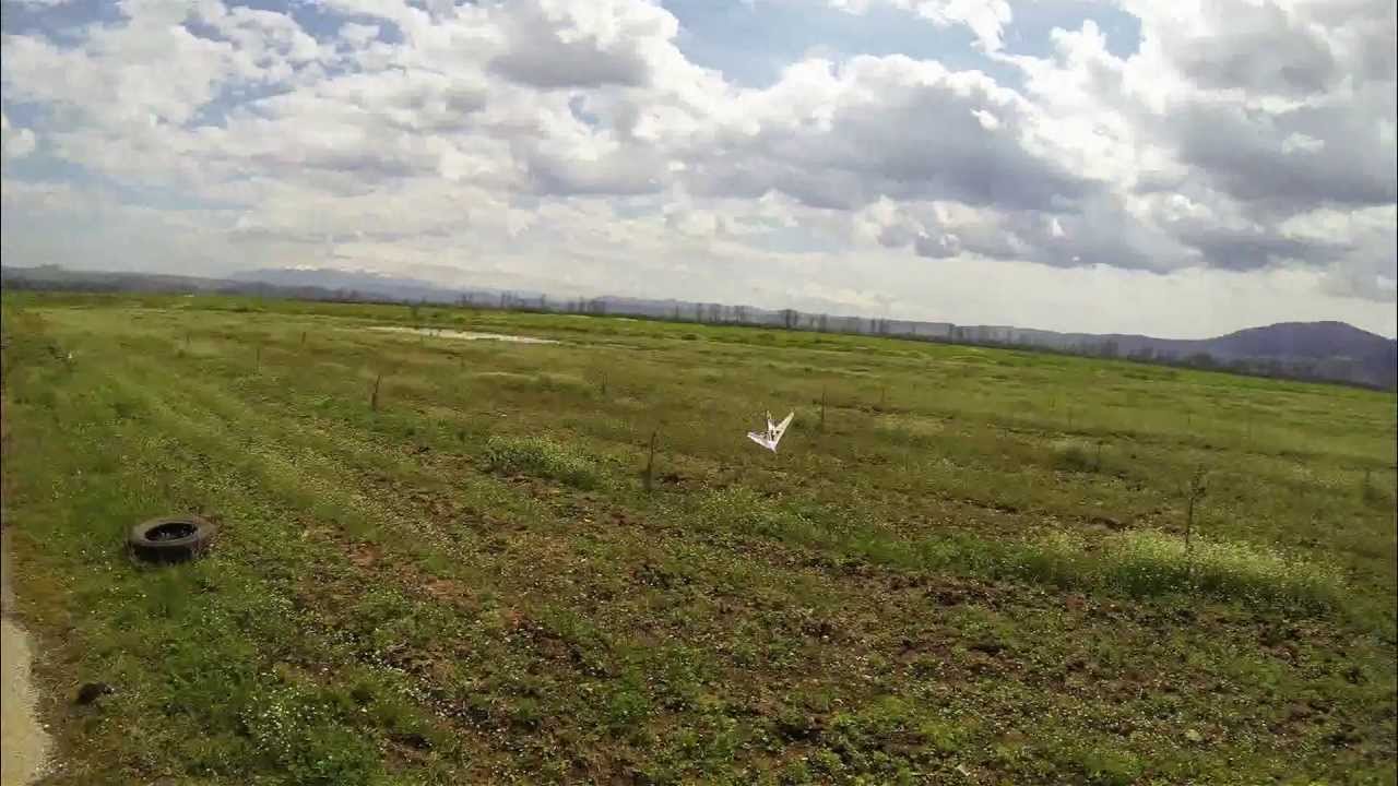 F-Sweep - flying at close range...