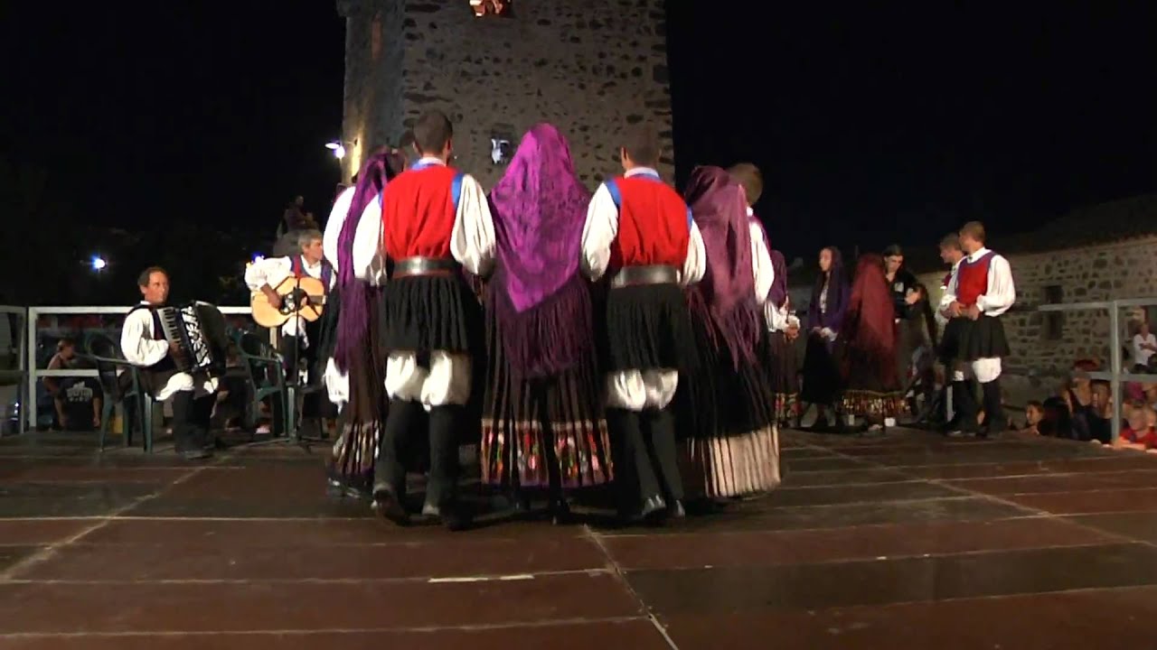 GRUPPO FOLK SANTA RUGHE