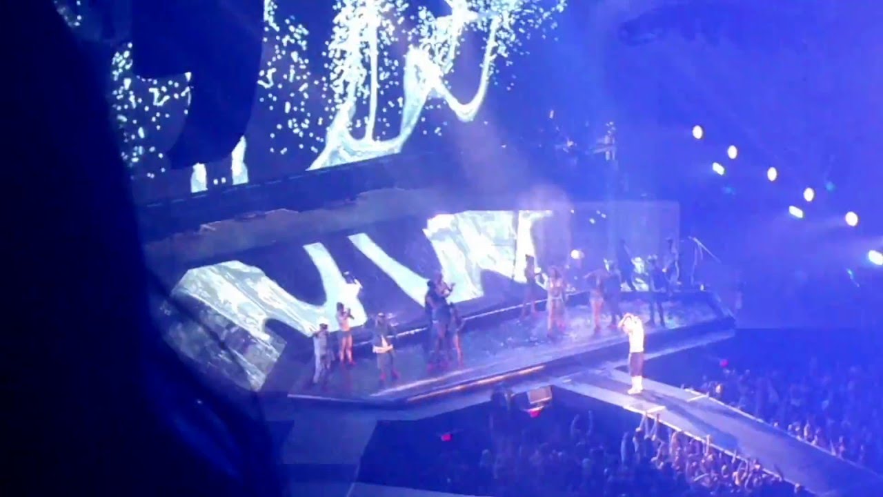 Justin Bieber- Sorry Live in Denver CO