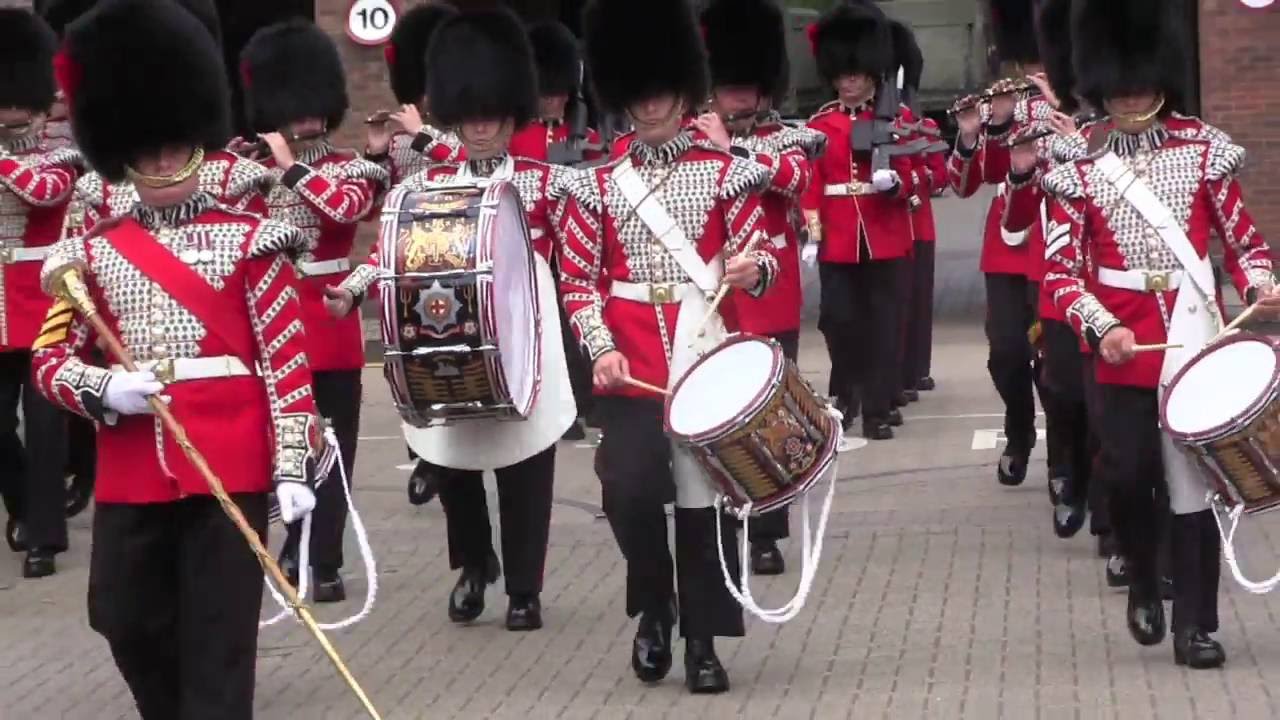 Changing the Guard:  Corps of Drums Coldstream Guards, July 4, 2016 - extended version