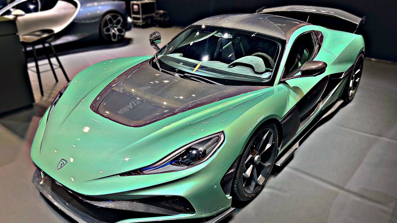 40 новых спортивных автомобилей 2026 года
