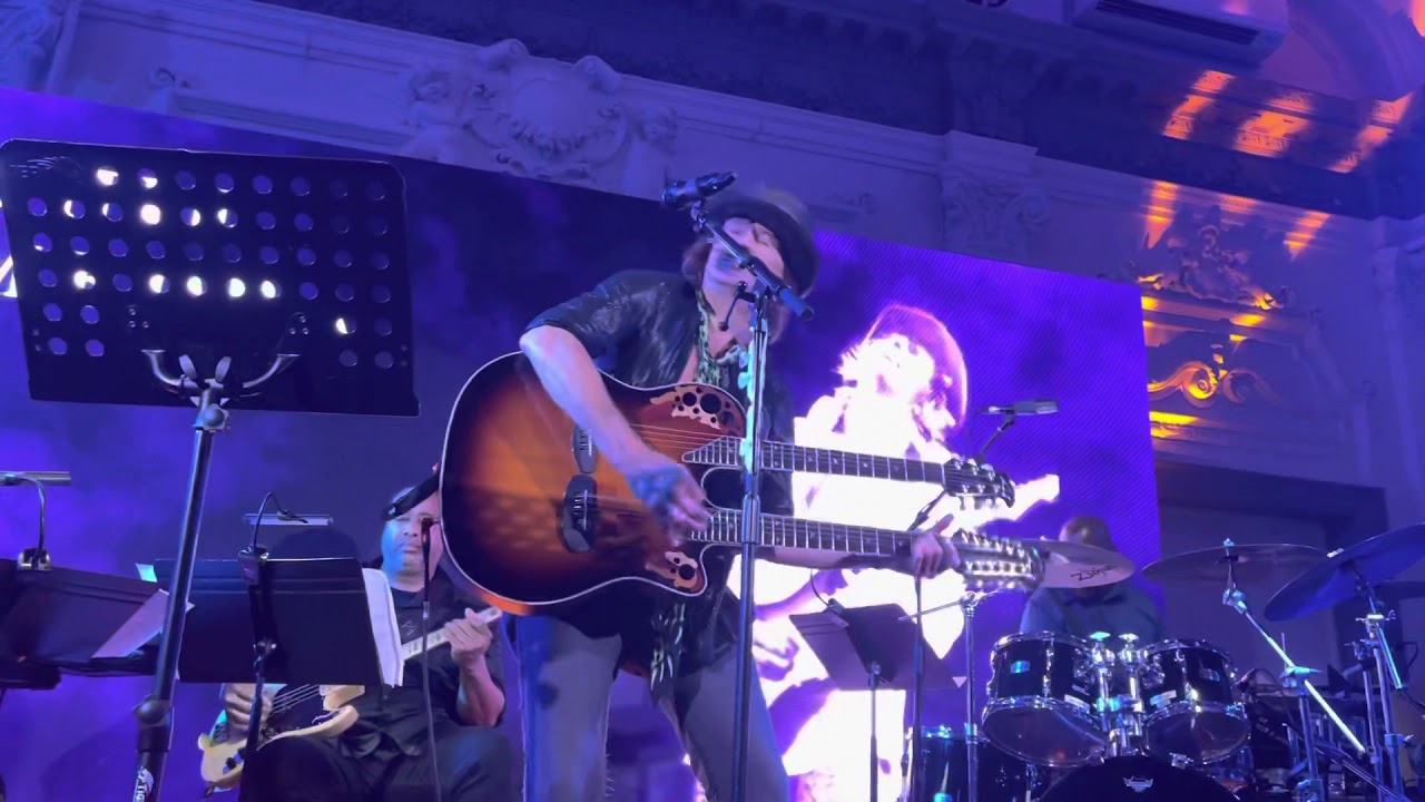 &bdquo;Living On A Prayer&ldquo; by Richie Sambora at Bush Hall, London, on September 20th, 2021
