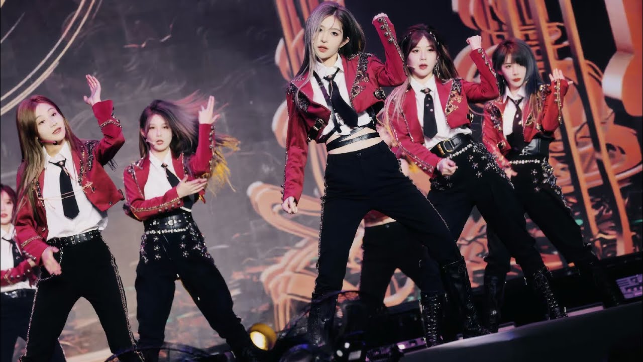 'Number One / 悖论体' (Focus) Top 16 Tuần Diễn trạm Thành Đô 04.11.2023 | SNH48 王奕 Wang Yi Vương Dịch