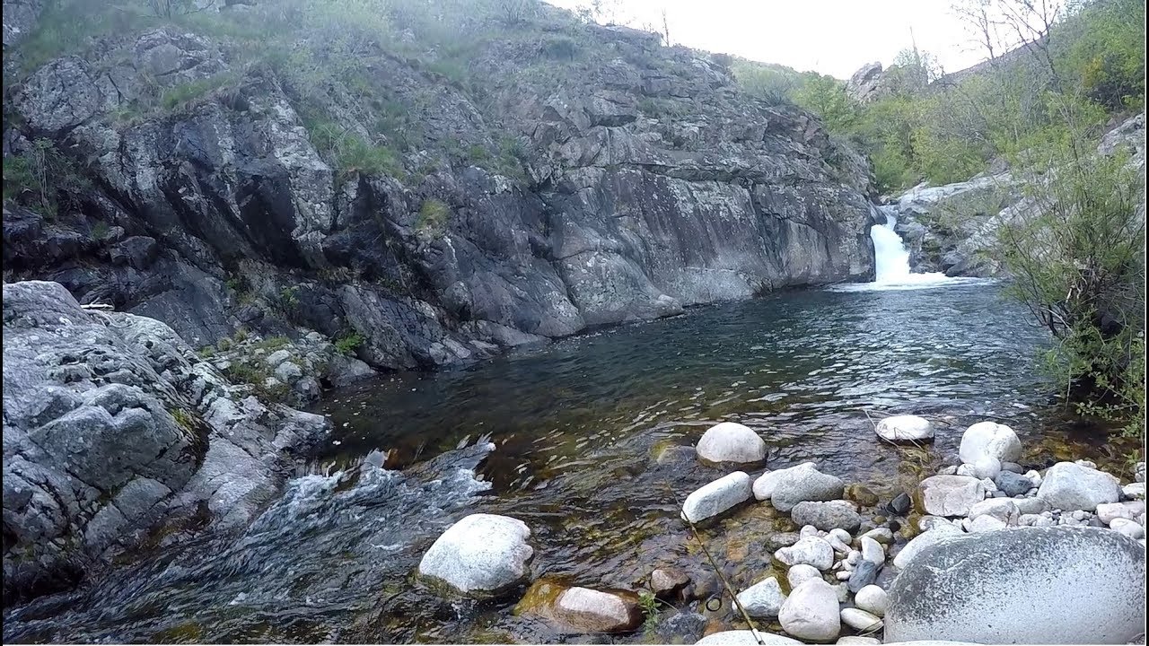 pêche de la truite aux leurres en duo #7