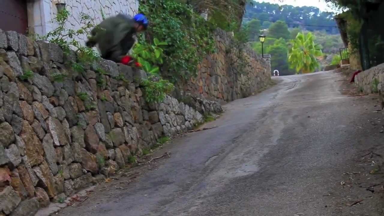 Extraña de España con Bruno y Toti - Bustin Boards Custom Longboards