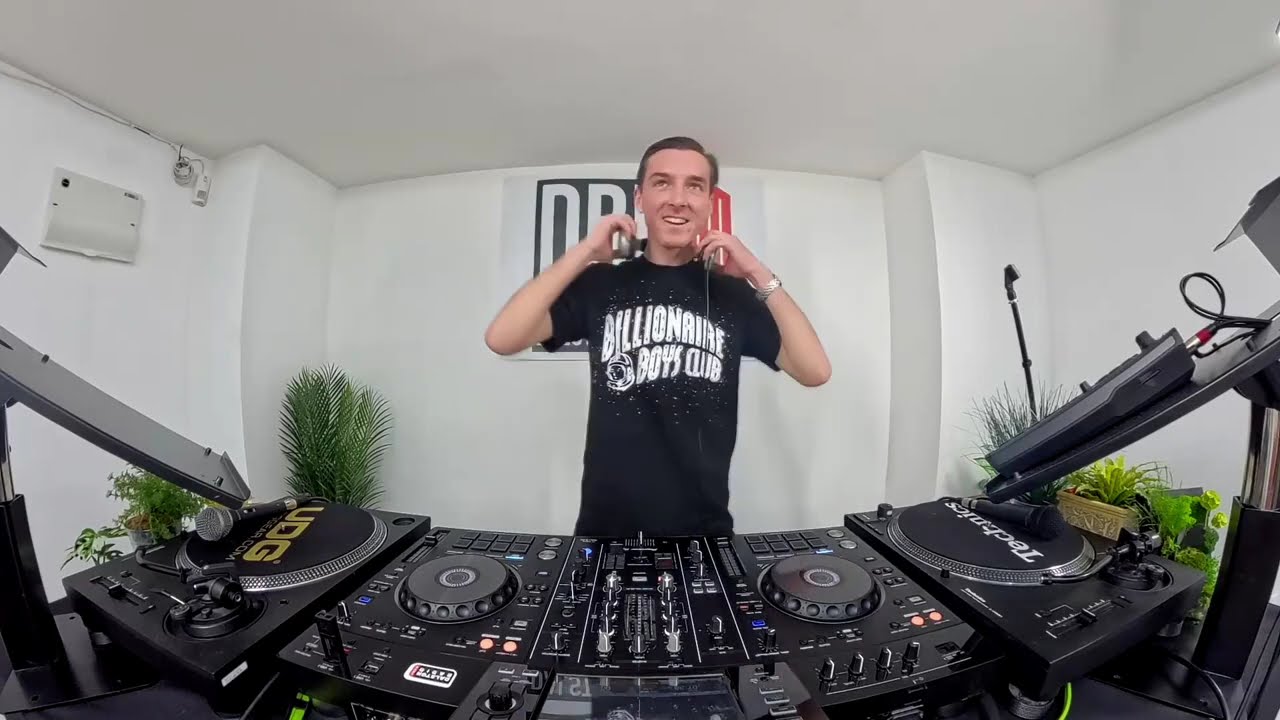 House DJ Mix | Dalston Radio Live | DRUMMO
