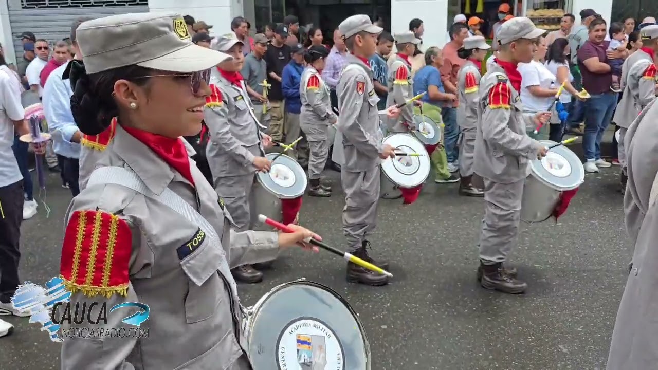 Monumental Procesión del obrerismo en Popayán, fieles salen a alumbrar en la subida del Amo. 2025