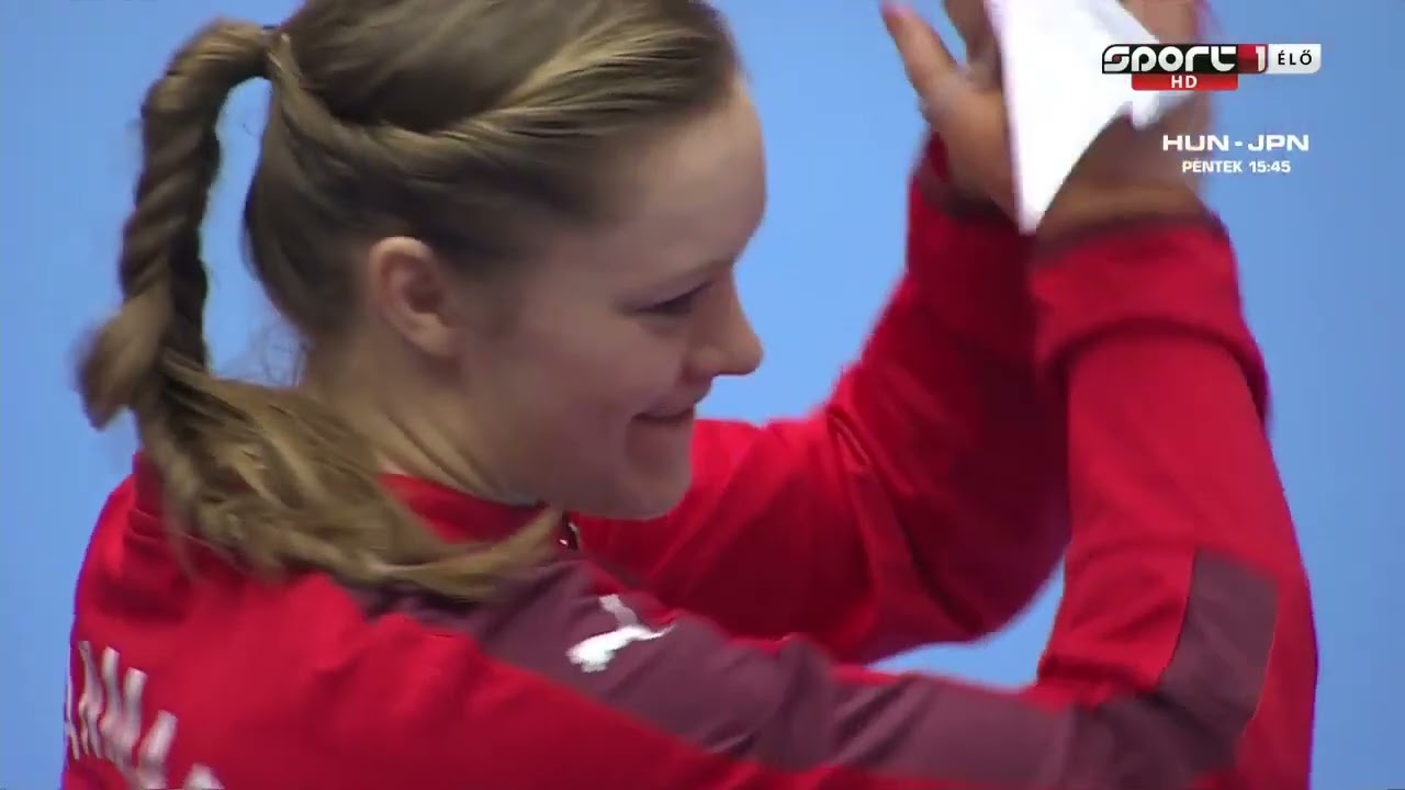 Magyarorsz&aacute;g - D&aacute;nia Női K&eacute;zilabda Vil&aacute;gbajnoks&aacute;g meccs. 2015 December 9.