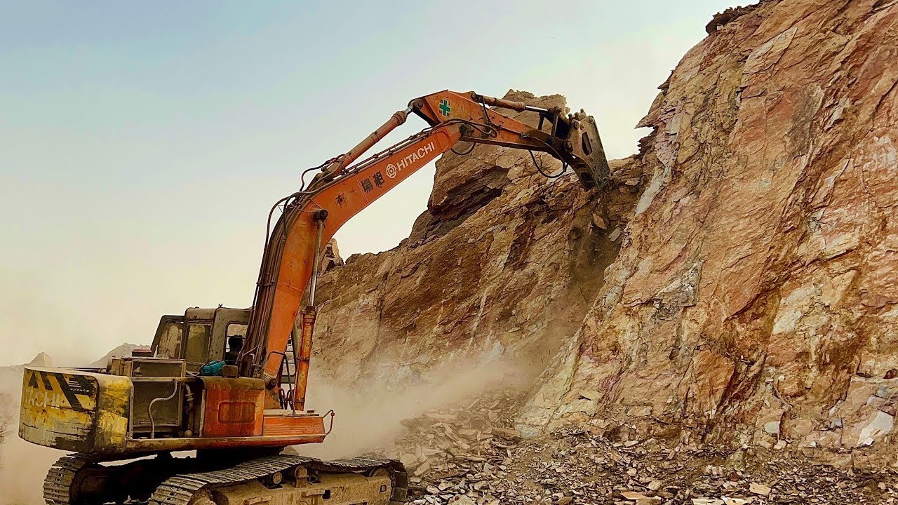 How to Break a Hill with an Excavator Machine! #excavators #stonemachinery/ tiếng gọi vùng cao #jcb 
