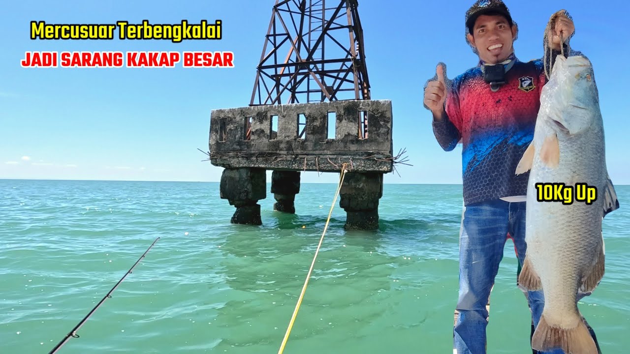 Mancing kakap putih TERBESAR ! Dimercusuar Terbengkalai