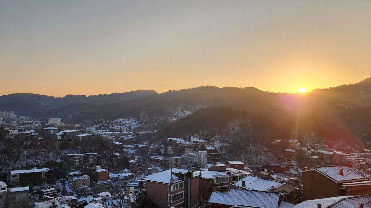#일출 #서울 #북악산 #북한산 #Seoul #Sunrise #Live #서울의아침 #10000day 매일 아침 만나는 서울의 여명 #실시간 761일차(/792) 260113