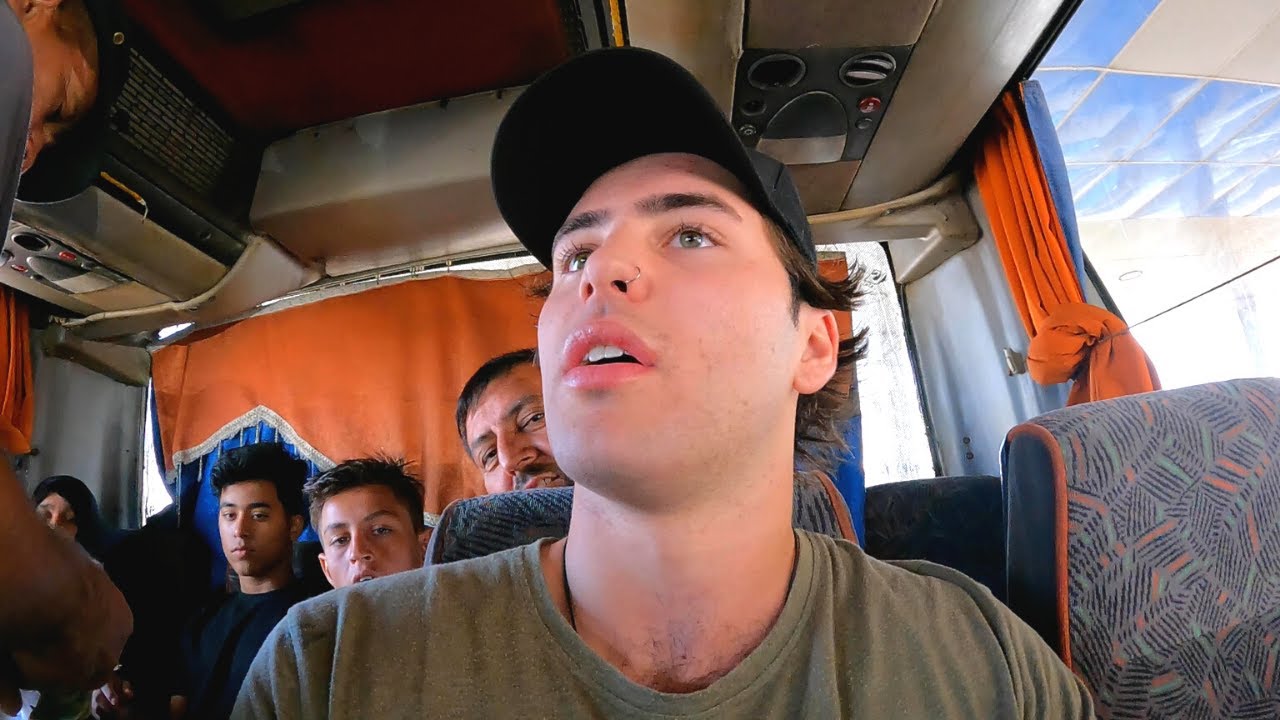 Solo on $6 Iraqi Bus 🇮🇶
