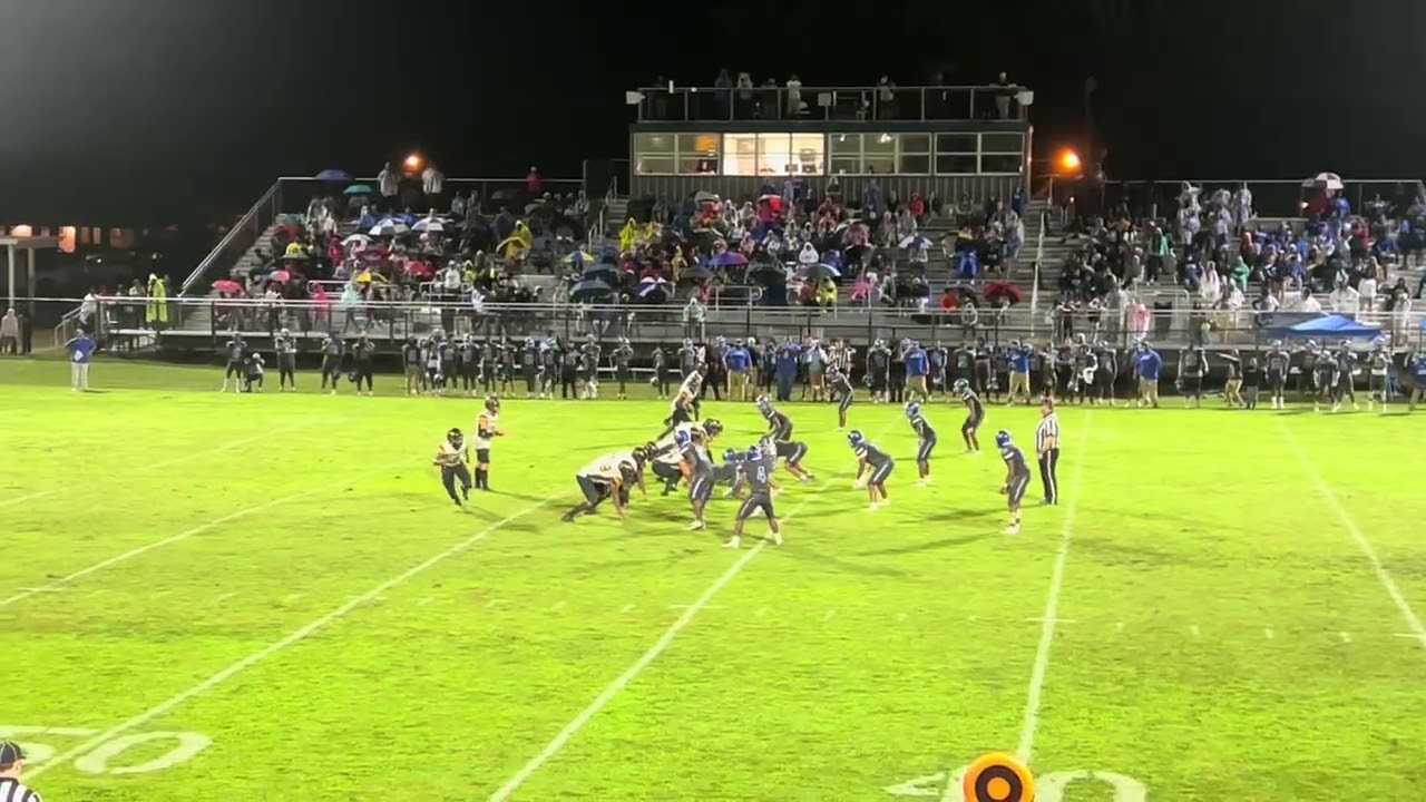 Gage Peterson QB, D’iberville vs Jeff Davis High School 2022