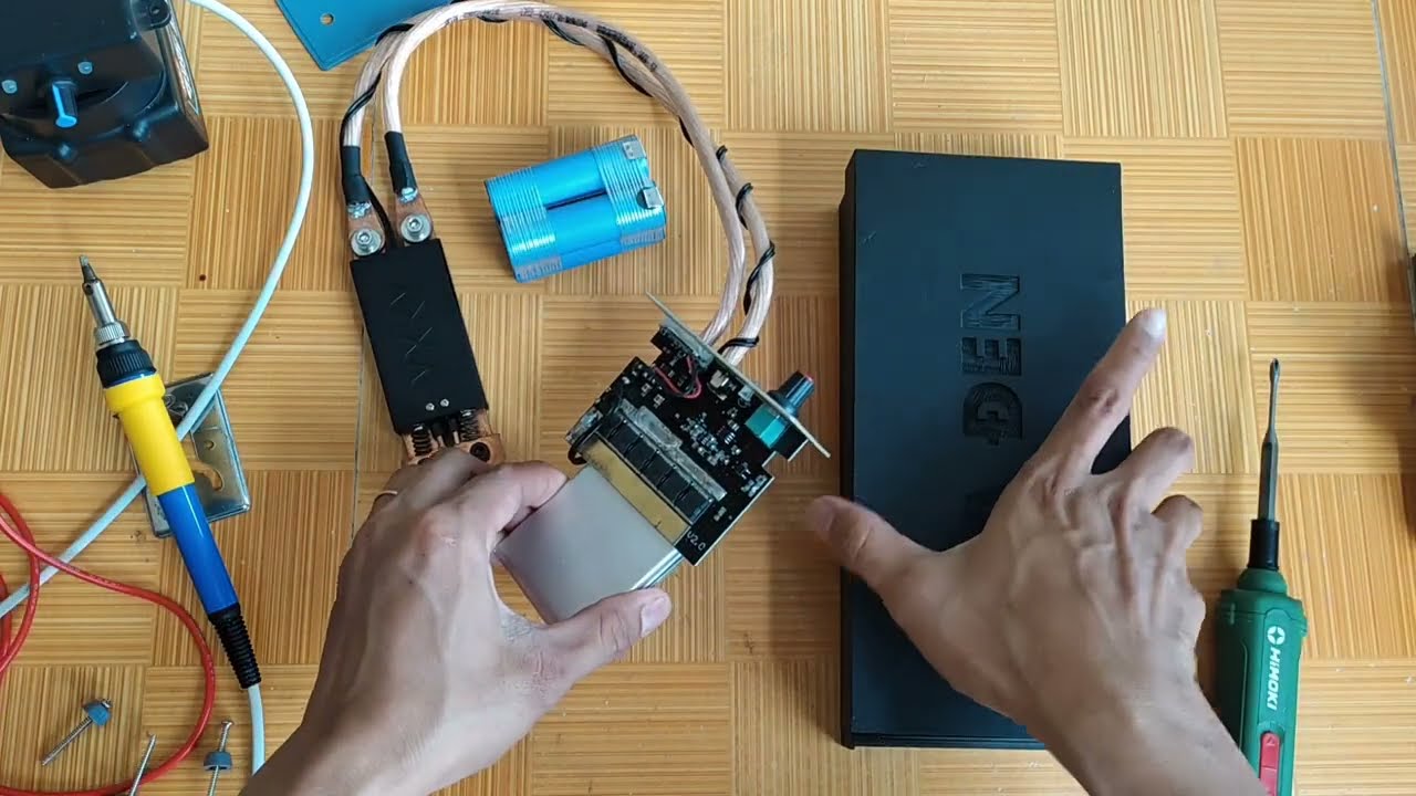 Độ pin và thay hộp in 3d cho máy hàn cell pin 5000W