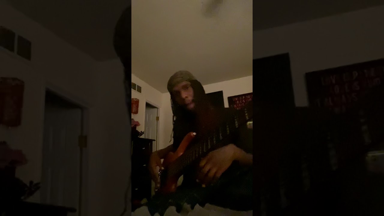 Playing games by Summer Walker bass cover