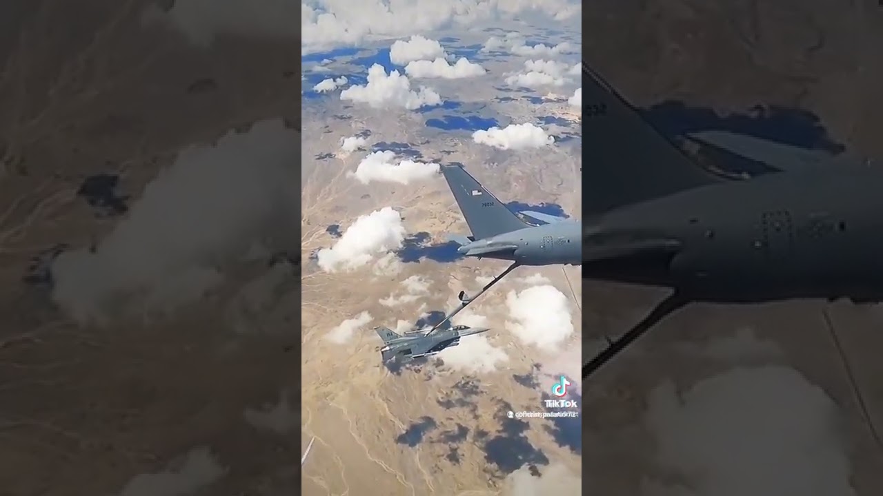 O flota de avioane este alimentata in aer !