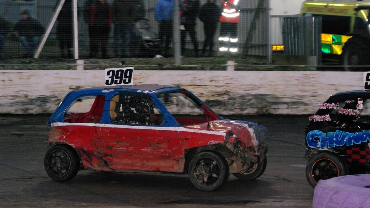 In car with 399 Lewis Cullen Taunton Junior Bangers 14/12/25