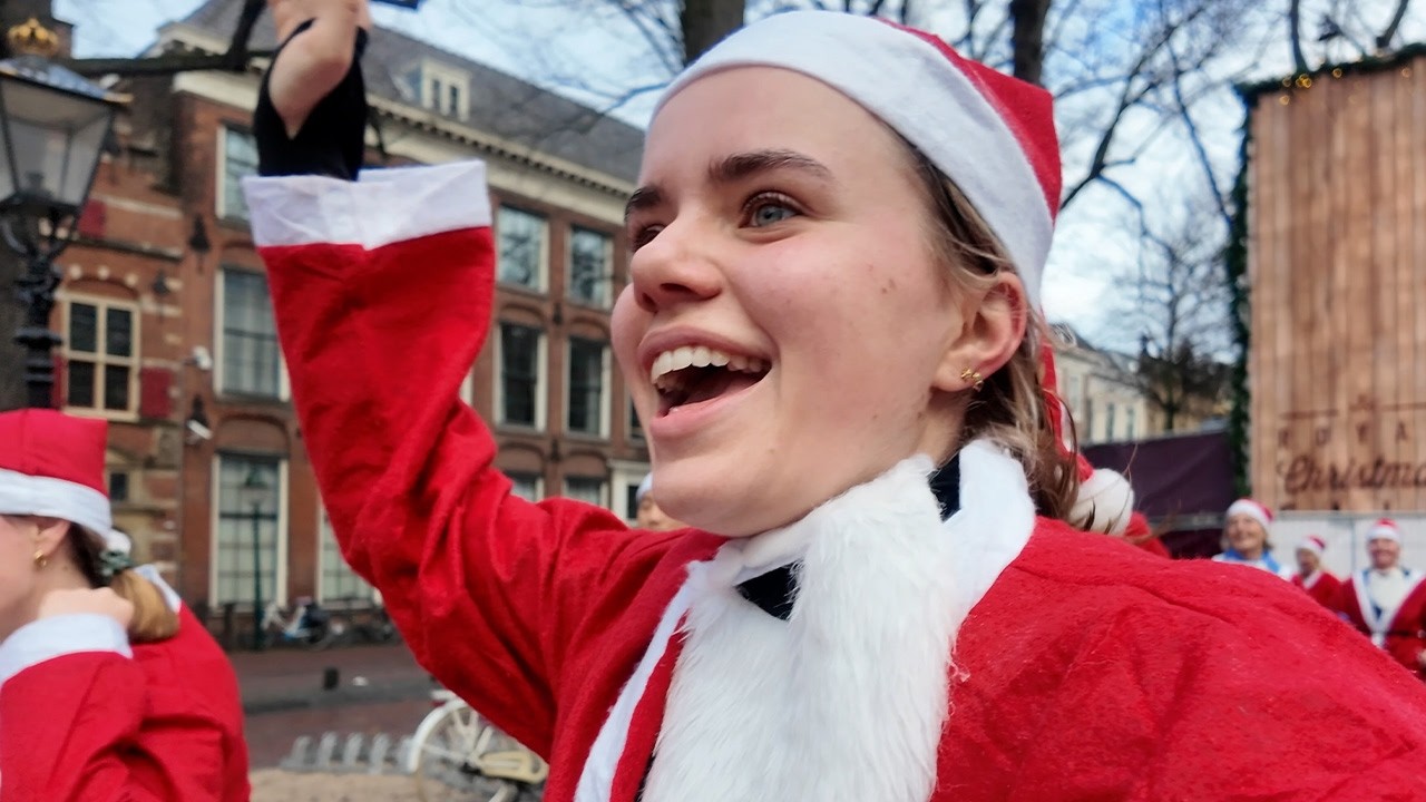 Mijn Eerste Santa Run!//VLOG 8
