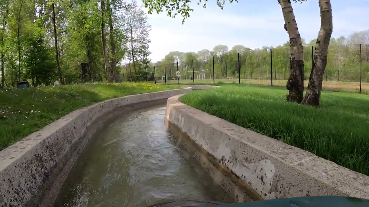 САМЫЙ МЕДЛЕННЫЙ в мире водный аттракцион с бревном?!?!? POV в парке Багатель
