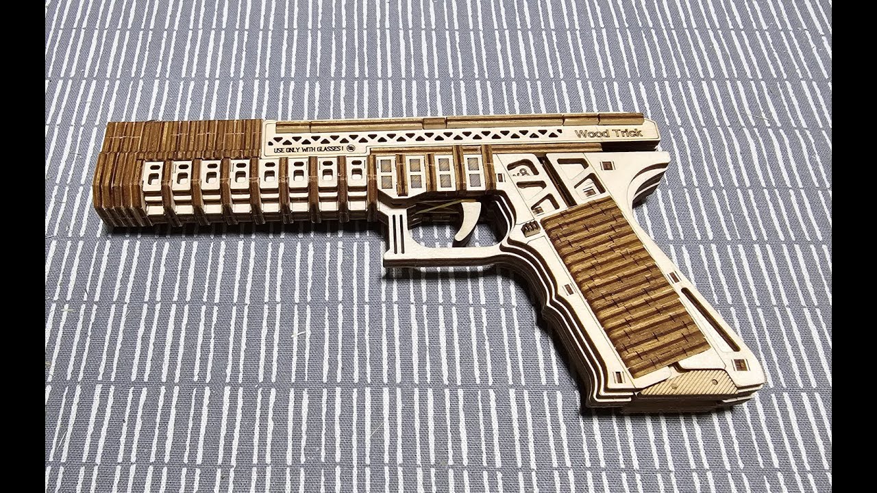 Wood trick-Defenders gun unboxing and full build. Defenders pistoles izpakošana un salikšana.