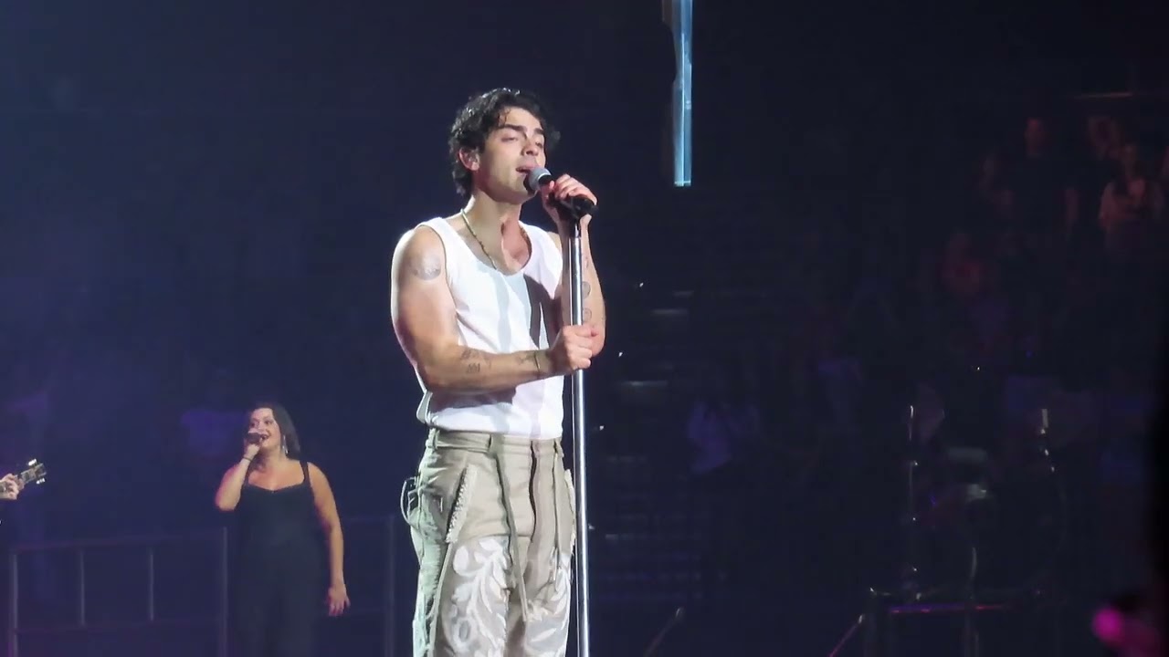 Vacation Eyes - Jonas Brothers - 10/12/2023