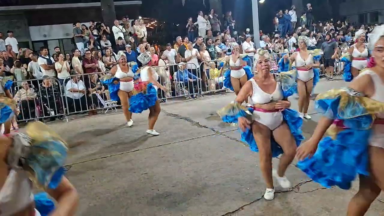 Pe la carnaval