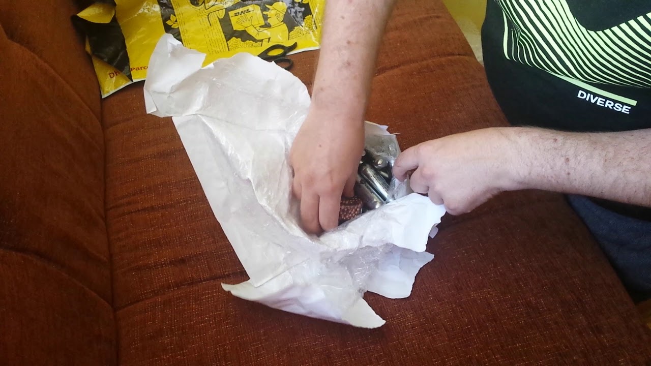 BB Golden Devils i naboje ditlenku węgla, czyli  CO2 - #UNBOXING MILITARIA.PL