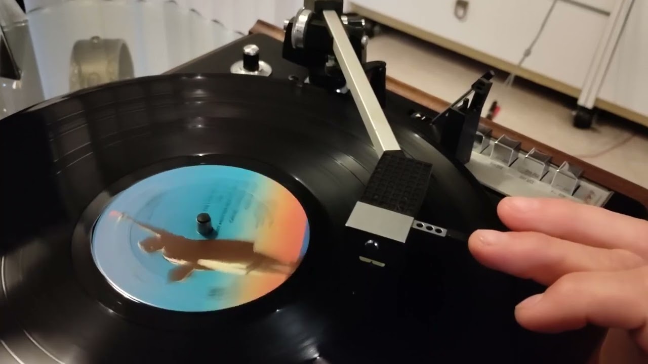 Elac Miracord 50H II Turntable. Horiatis76.com