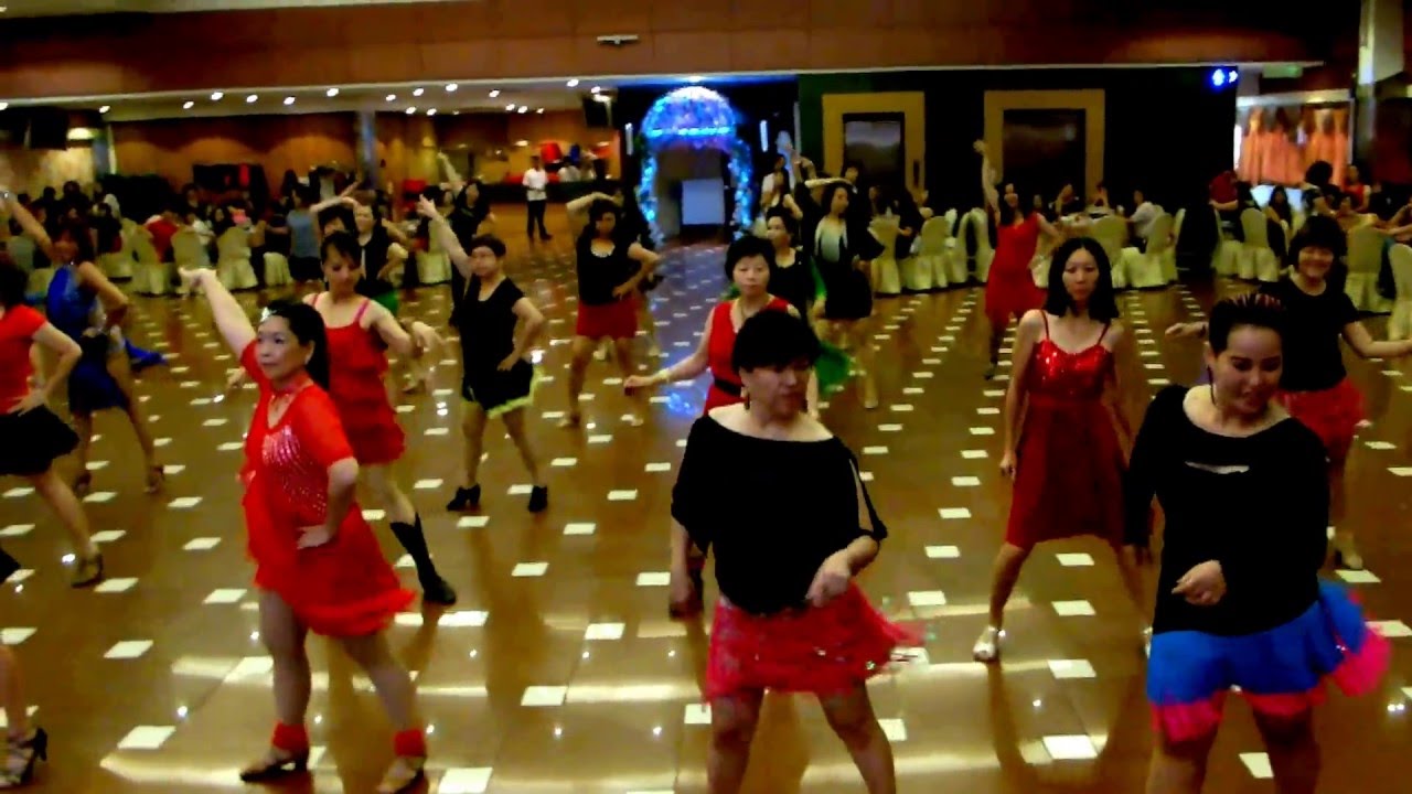 DIGITAL AGE - Line Dance (by Daniel Trepat  & Jose Miguel Belloque Vane & Roy Verdonk )