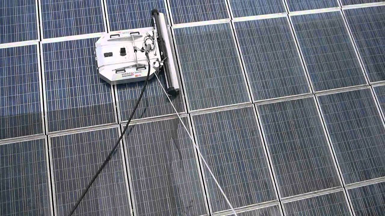Photovoltaik-Reinigung einer Teilfl&auml;che an der belgischen Grenze